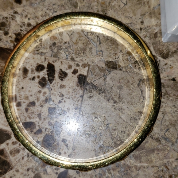 New Coach Enameled Heart Bangke Bracelet - Picture 13 of 14